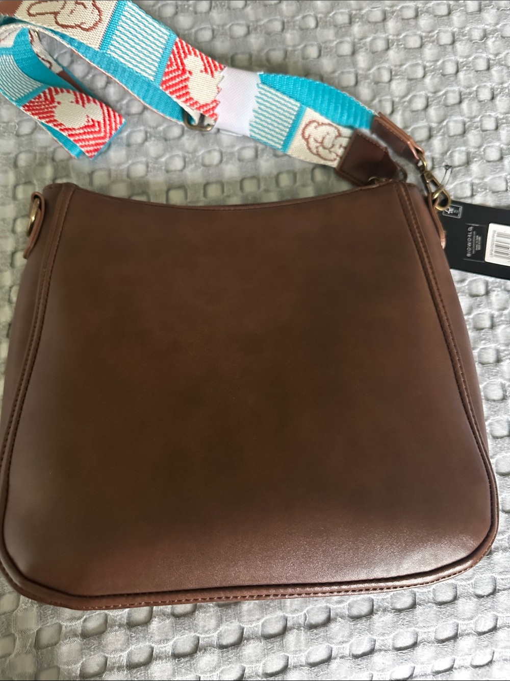 Disney Brown Crossbody Bag with Colorful Woven Strap NWT Bioworld - Picture 7 of 13